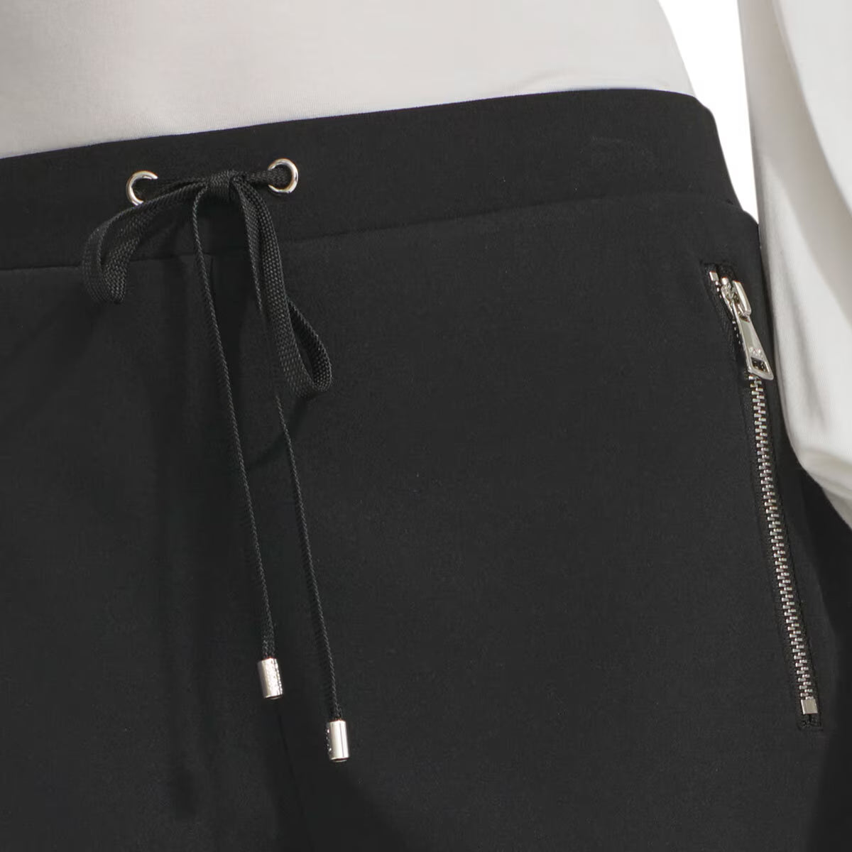 Chic Black Cuffed Pants for Women