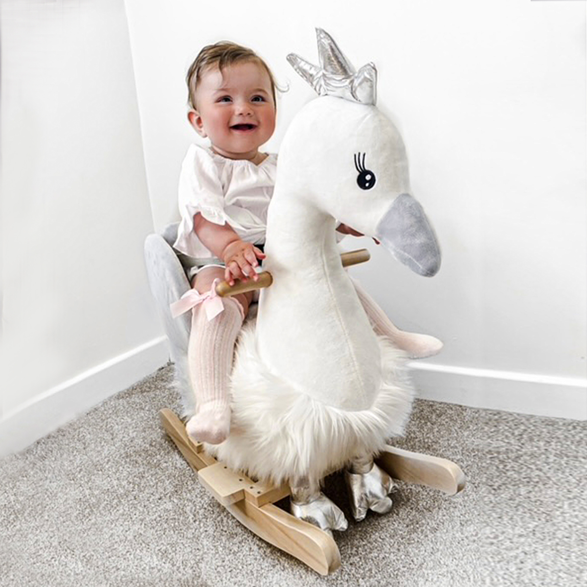 Cute Kids Ride-On Rocking Swan w/ Sound Handlebars Seat Belt Plush Body